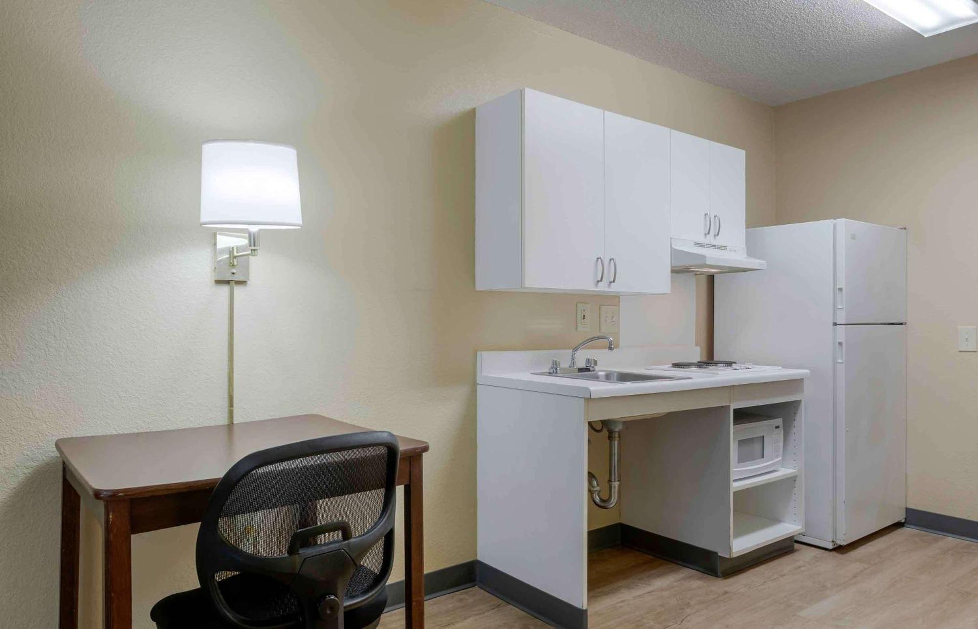 Extended Stay America Suites - Charleston - Север Чарлстон Экстерьер фото